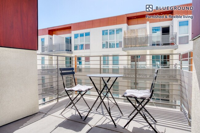 Foto del edificio - 685 S New Hampshire Ave