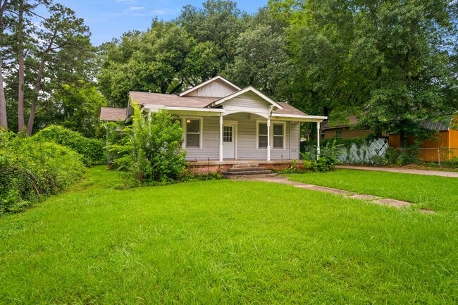 Building Photo - 109 Claiborne St