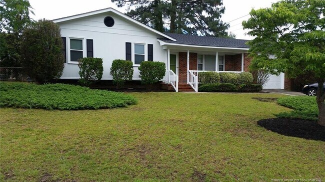 Foto del edificio - 6602 Wake Forest Rd