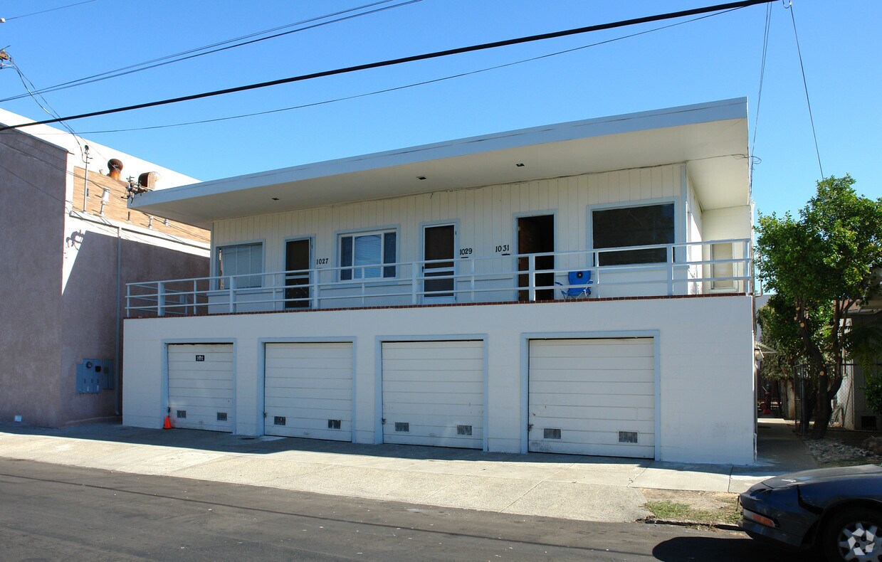 Foto del edificio - 1027-1035 Estudillo St