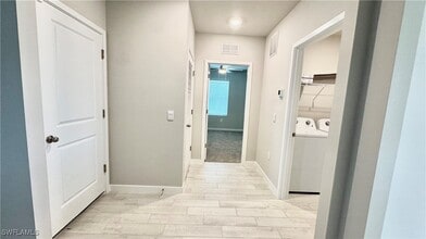 Building Photo - 17710 Shade Tree Loop