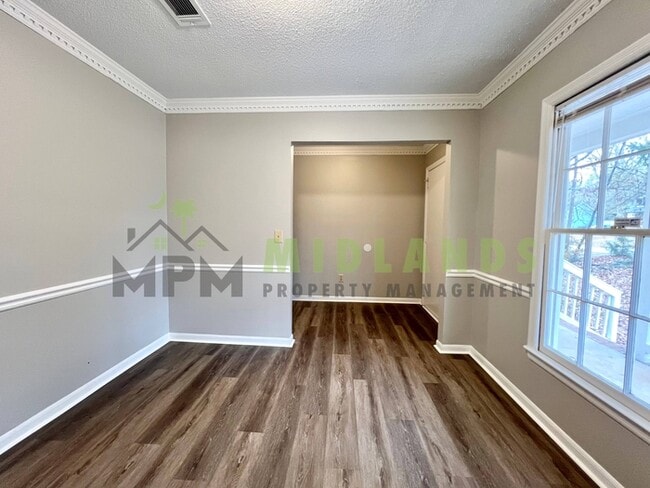 Foto del edificio - 237 Devonport Dr