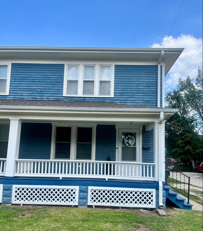 Primary Photo - 116 N Walnut St