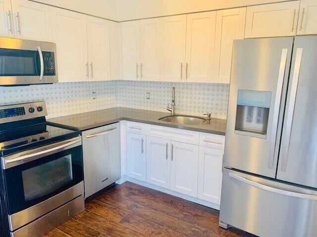 Foto del edificio - 2821 Duke Ln