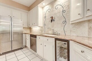 Building Photo - 13006 Waldemere Dr