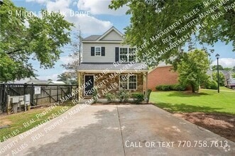 Building Photo - 9 Middlebrook Dr