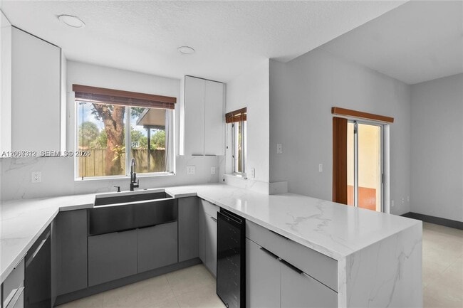 Foto del edificio - 18172 SW 108th Path