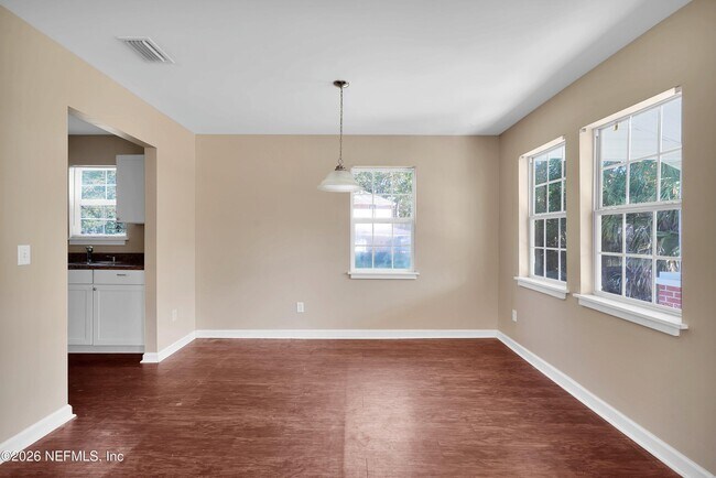 Foto del edificio - 3532 Fleet St