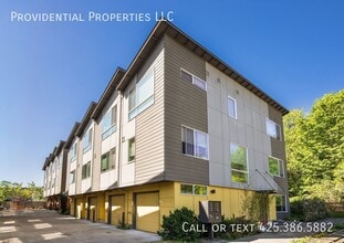 Building Photo - 2705 S Charlestown St