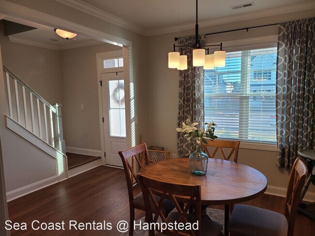 Building Photo - 4 br, 2.5 bath House - 115 E Yellow Lois Dr