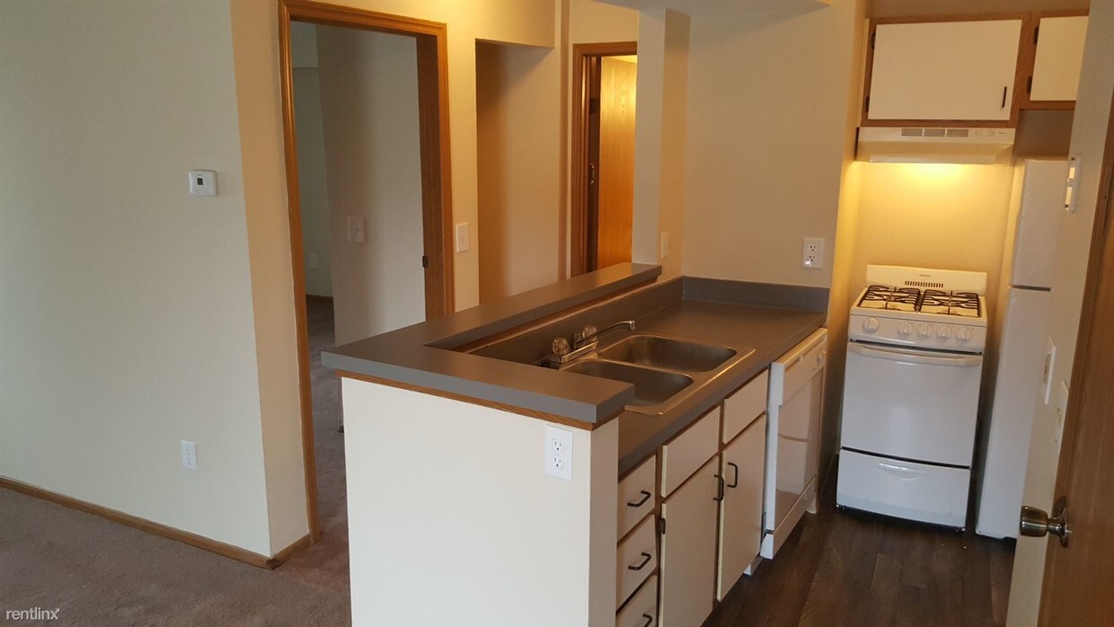 Foto principal - 2316 Hardy Parkway St