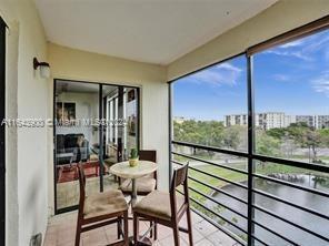 Building Photo - 2304 S Cypress Bend Dr