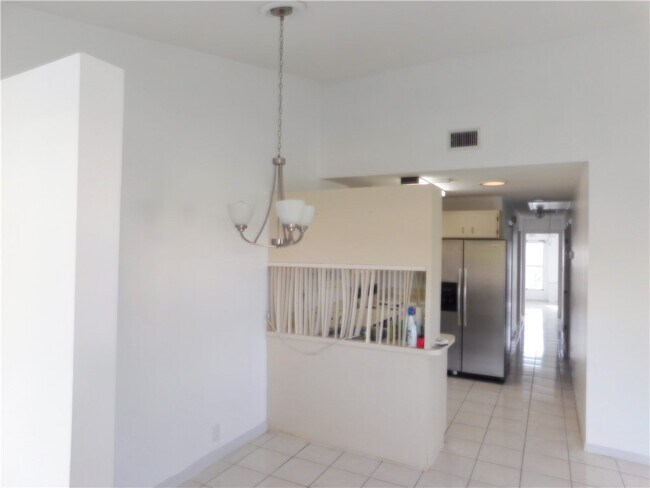 Foto del edificio - 8520 US-1