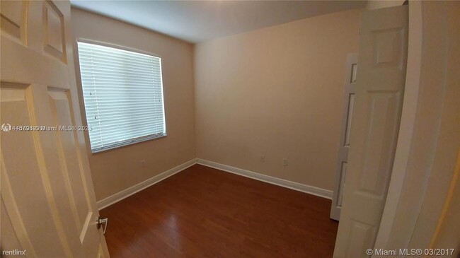 Foto del edificio - 3 br, 2.5 bath House - 6512 Hidden Cove Dr...