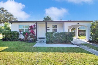 Building Photo - 2604 Fletcher Ct