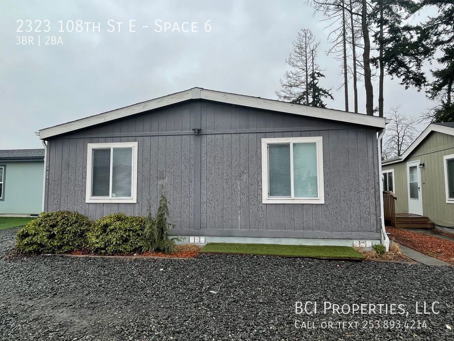 Building Photo - 3 BEDROOM, 2 BATH AVAILABLE 3/1/24