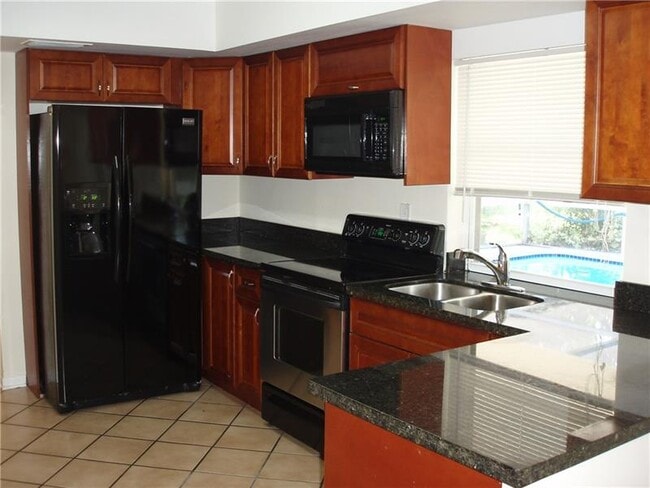 Building Photo - 1460 NW 71st Ave