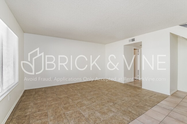 Building Photo - 44058 Rodin Ave