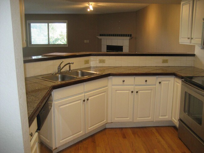 Foto del edificio - 3 Bedroom Townhome in Gold Run!