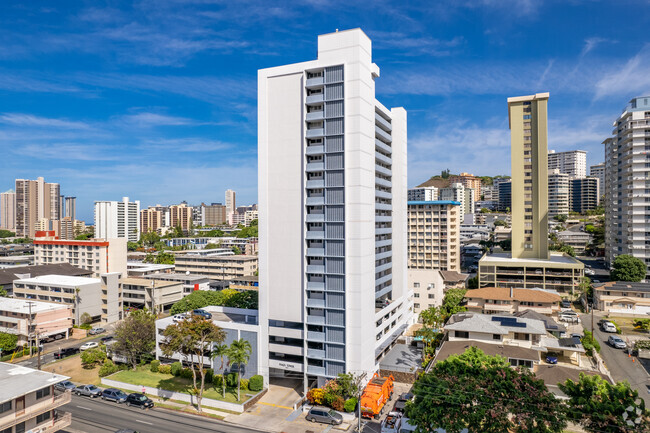 Building Photo - Piikoi Tower