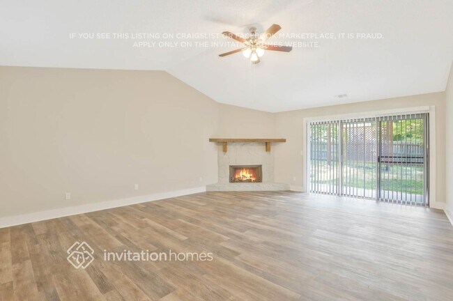 Foto del edificio - 4648 N Landing Dr