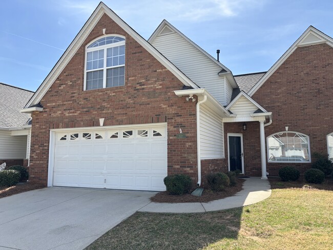 Photo - 808 Woodsford Dr Townhome