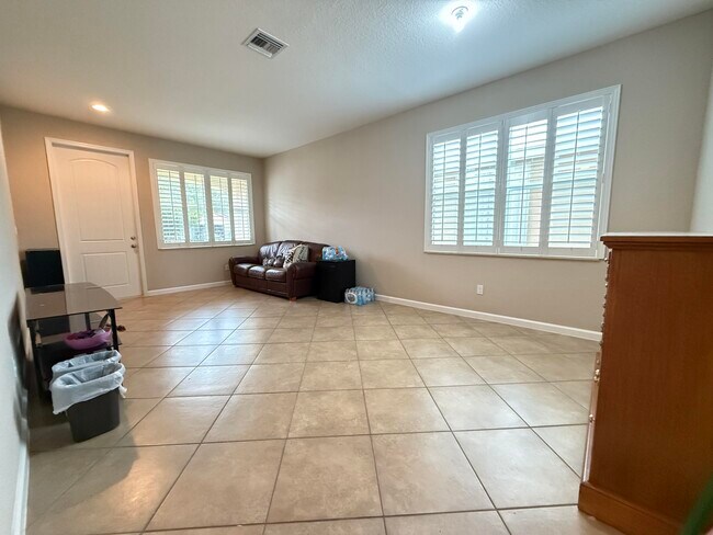 Foto del edificio - 2465 SW Liberty St