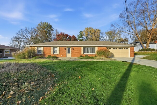 Large Ranch on Cul-de-sac - Large Ranch on Cul-de-sac House