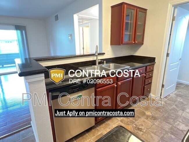 Foto del edificio - 105 Reflections Dr