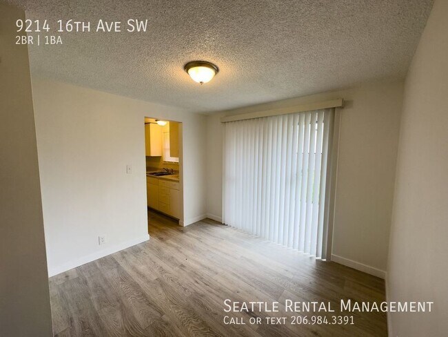 Building Photo - White Center - 2 Bedroom / 1 Bath Home