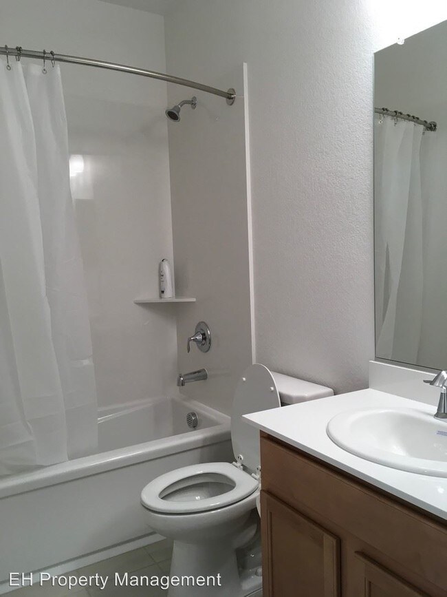 Building Photo - 3 br, 3 bath House - 10100 Robert Watkins way