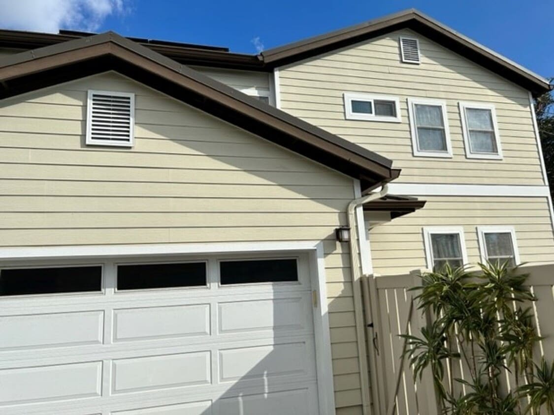 Primary Photo - Like New Single Family Home in McCully!