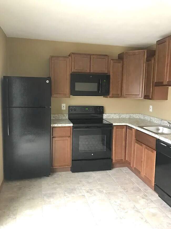 Foto del edificio - 18 Sarpy Rd