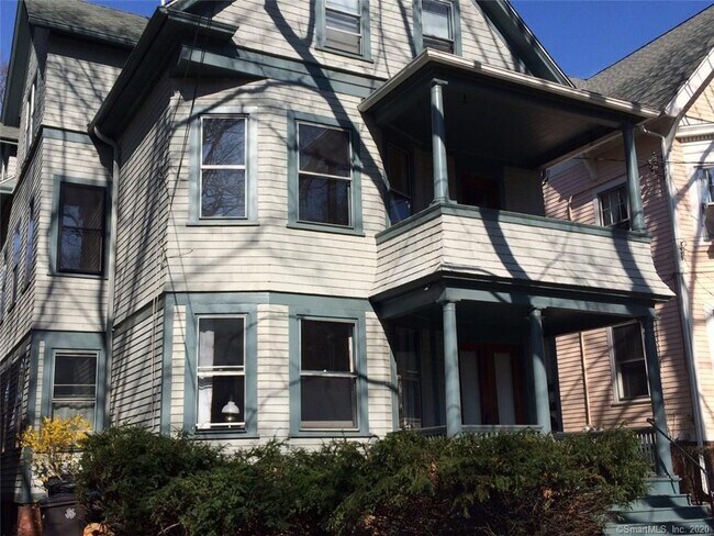 Building Photo - 138 Mansfield St