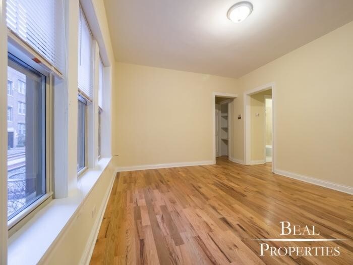 Primary Photo - 1 bedroom in CHICAGO IL 60657