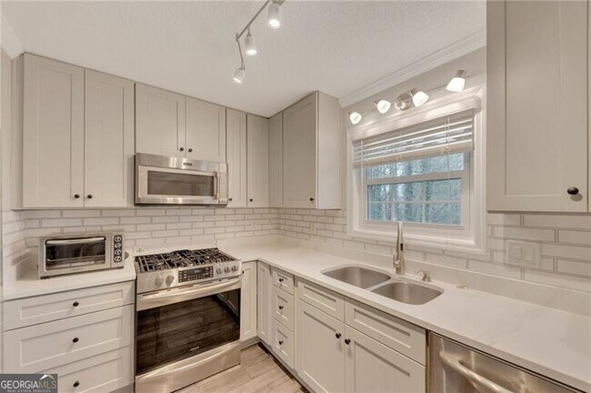 Foto del edificio - 4379 Ivy Glen Way SE
