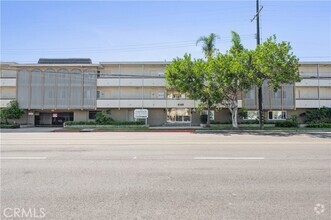 Building Photo - 4160 W 182nd St