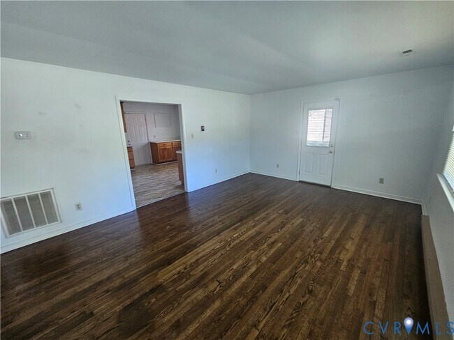 Foto del edificio - 519 Smith Dr
