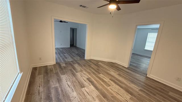 Foto del edificio - 3401 S Harwood St