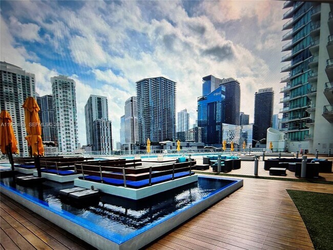 Foto del edificio - 92 SW 3rd St