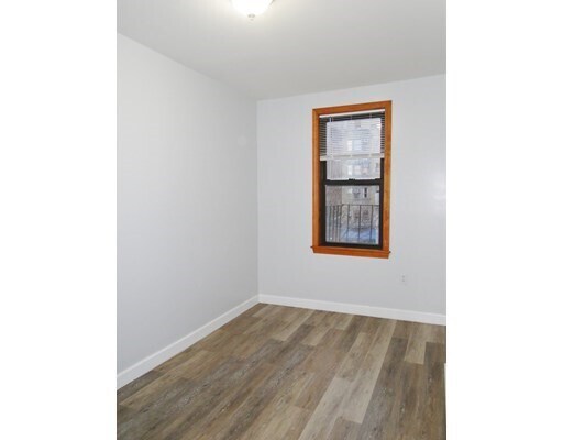 Foto del edificio - 81 Tyler St