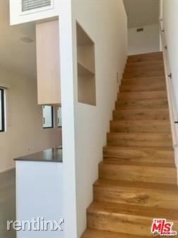 Foto del edificio - 4044 Redwood Ave