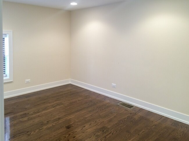 Foto del edificio - 1210 W Wrightwood Ave