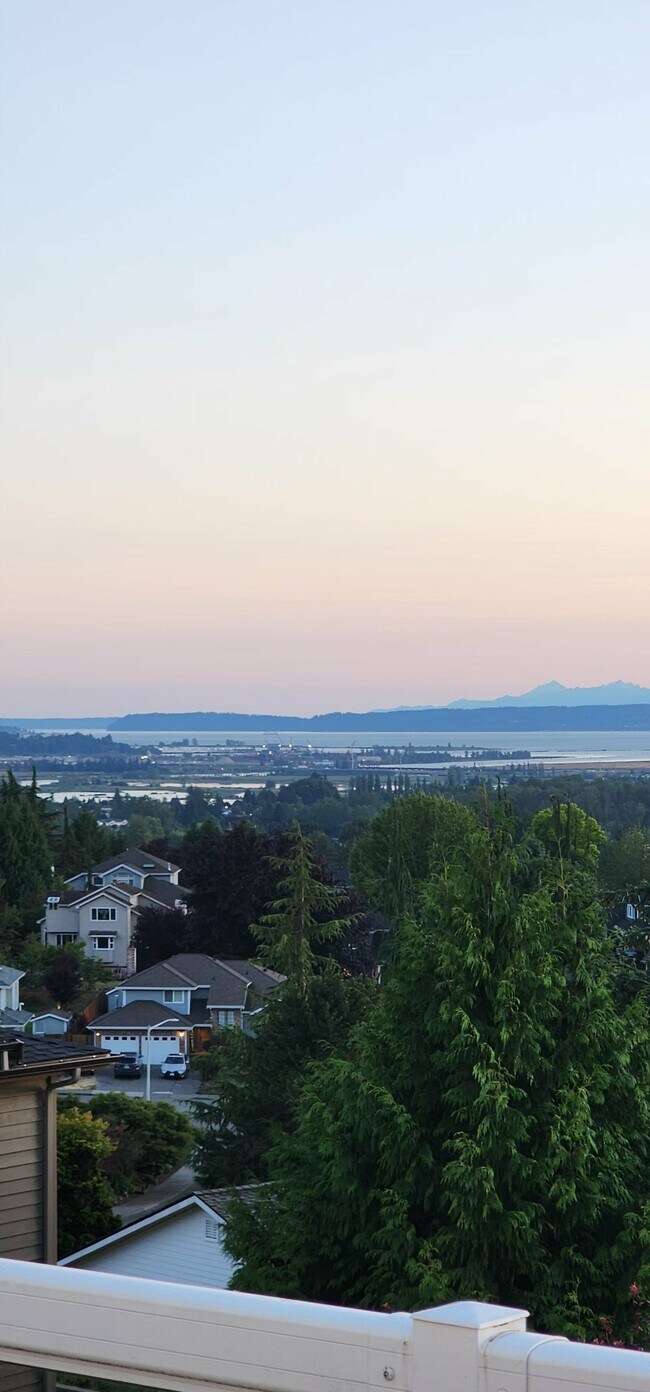 Foto del edificio - 7904 80th Ave NE