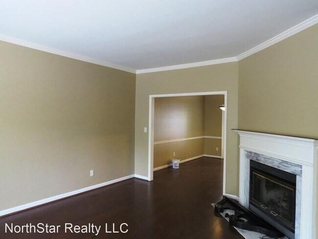 Foto del edificio - 2 br, 2.5 bath House - 1894 Huntington Rd