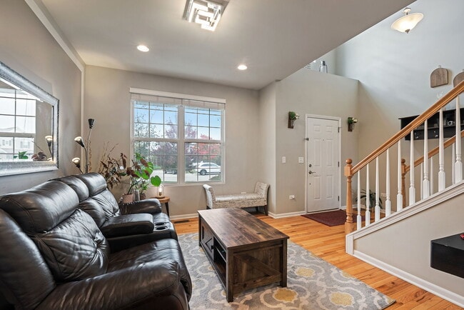 Building Photo - 4319 Silver Bell Ct