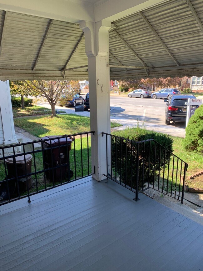 Foto del edificio - 210 S Union St