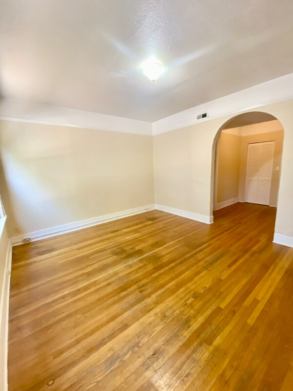 Building Photo - 816 S 8th St