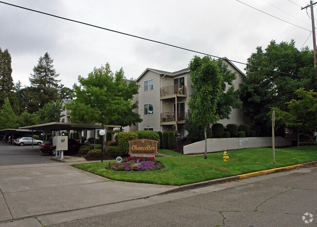 Building Photo - Chancellor Apartments