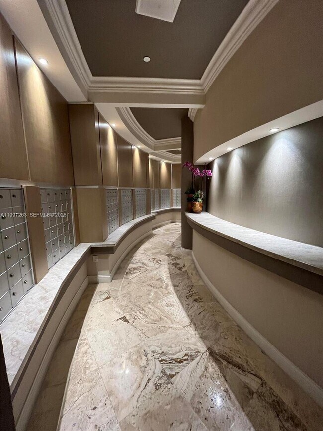 Foto del edificio - 808 Brickell Key Dr